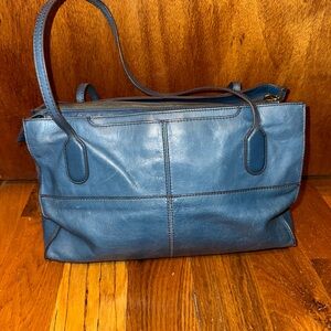 Leather shoulder bag